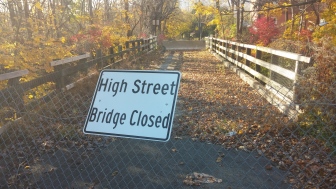 The High Street Bridge itself has been closed to pedestrian and vehicular traffic since June 2011. The bridge is located within Bethlehem city limits, although its eastern end touches the border of Hellertown.