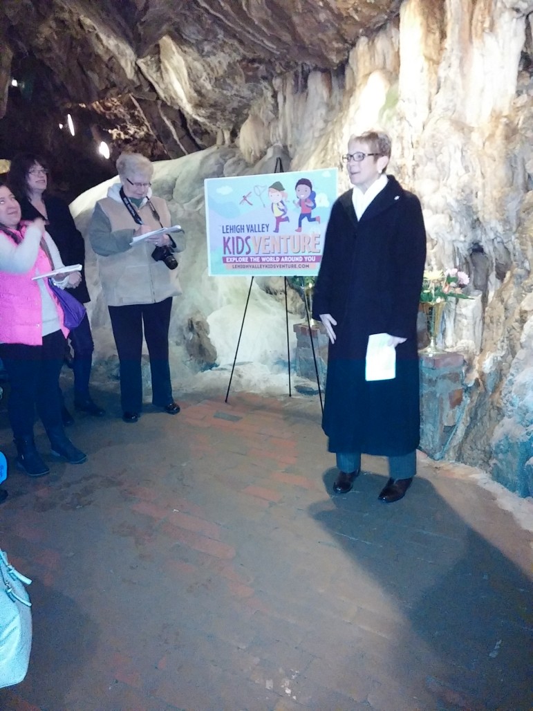 Da Vinci Science Center CEO Lin Erickson addresses news conference attendees at Lost River Caverns in Hellertown.