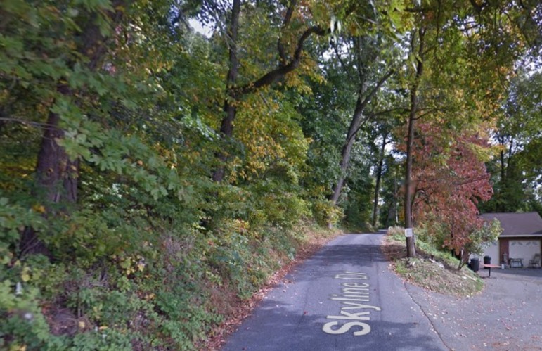 Skyline Drive in Lower Saucon Township will be closed to traffic on Tuesday, Nov. 10 for the removal of an unsafe tree.