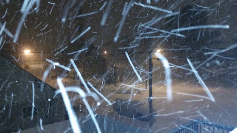 Heavy snow falls along Durham Street in Hellertown