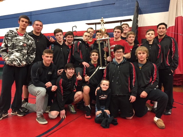 Saucon Valley High School goes 5-0 at the Juniata Duals