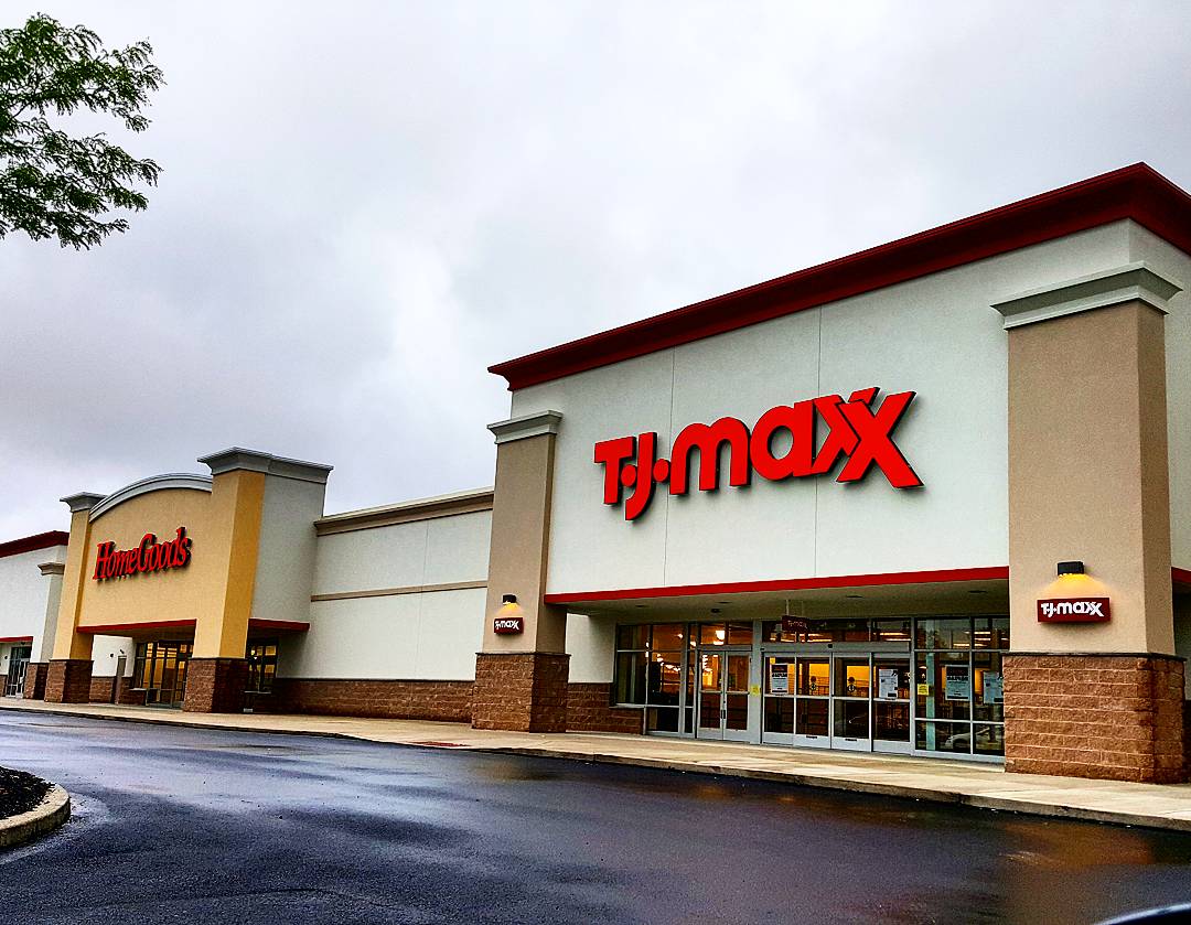 When are HomeGoods and T.J. Maxx Opening in Quakertown