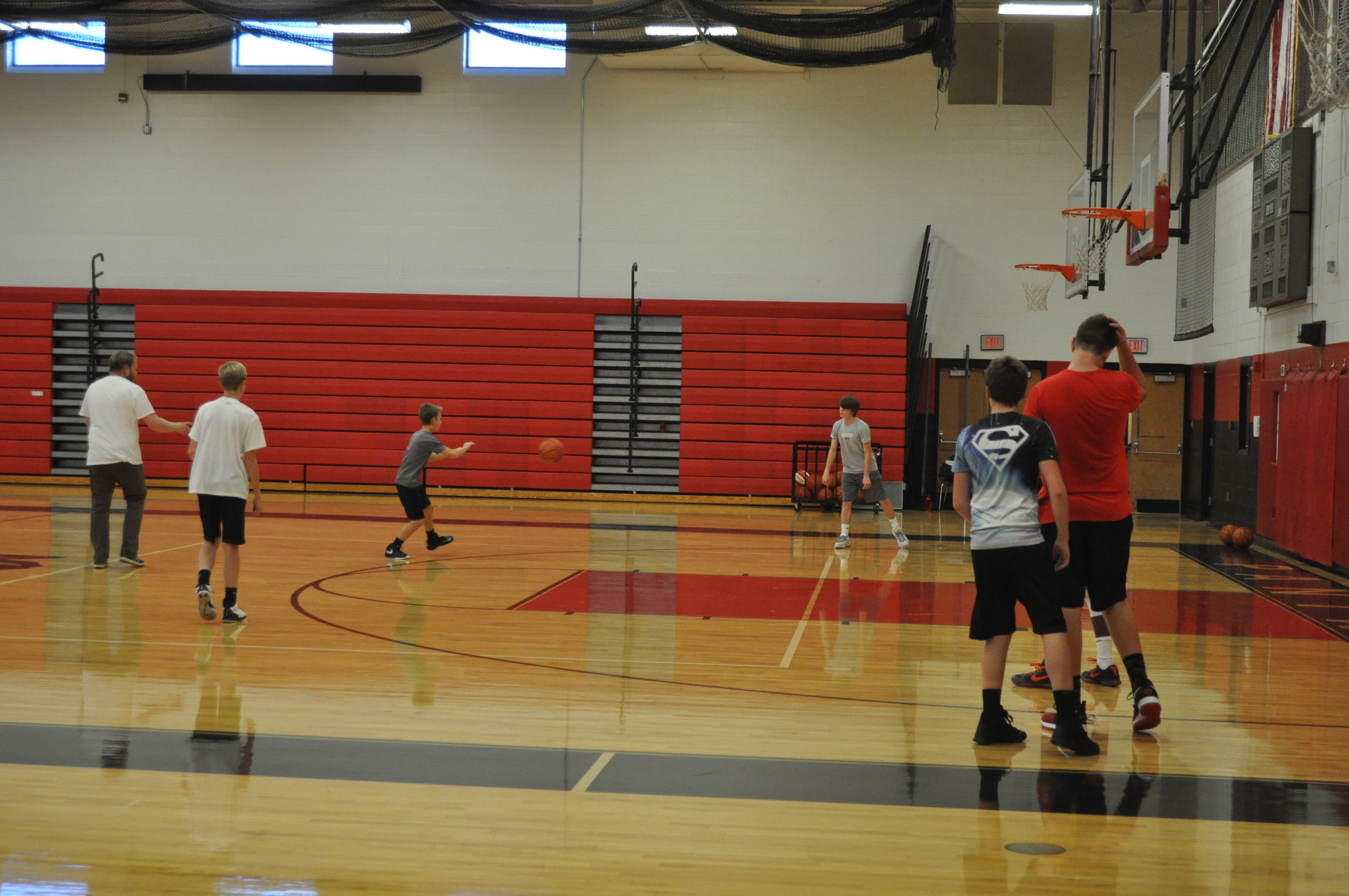 SV Freshmen basketball coach Scott Roberts emphasizing quick ball movement.