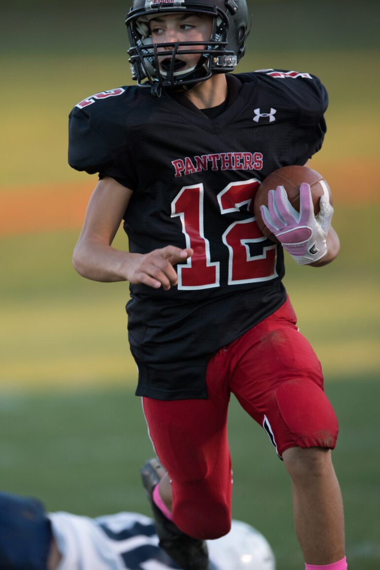 SV Middle School Football Team Battles N. Lehigh Bulldogs (PHOTOS