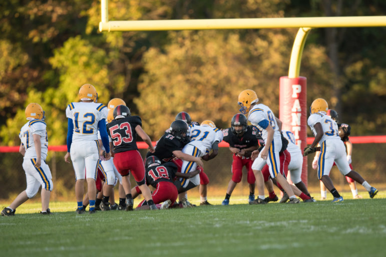 SV Middle School Football Team Defeats Wilson, 14-0