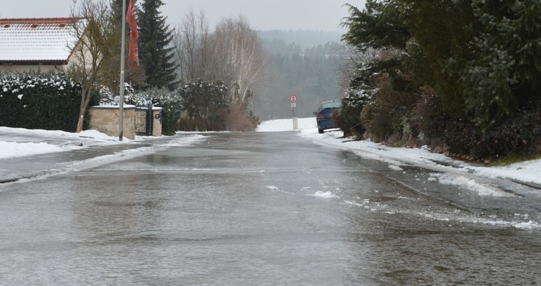 ice freezing rain