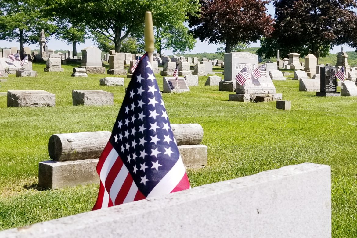 Flags Put on Veterans’ Graves in Union Cemetery for Memorial Day