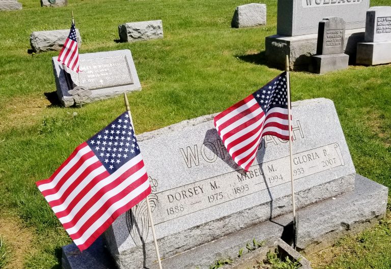 Flags Put on Veterans' Graves in Union Cemetery for Memorial Day