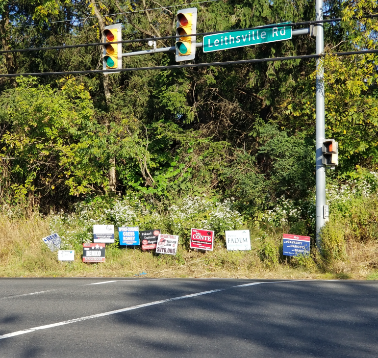 Signs School Board Candidates