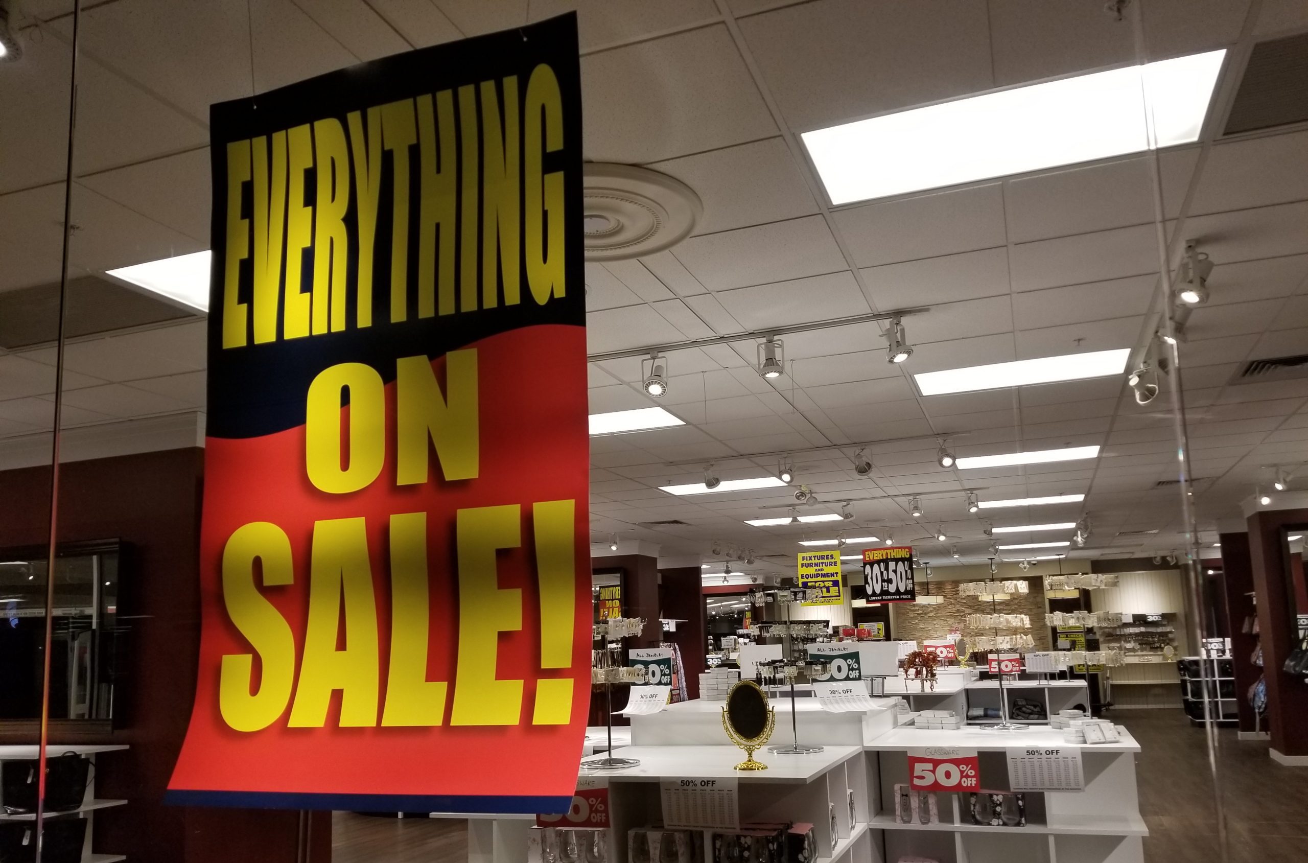 Lenox closing all outlet and warehouse stores, including Bethlehem