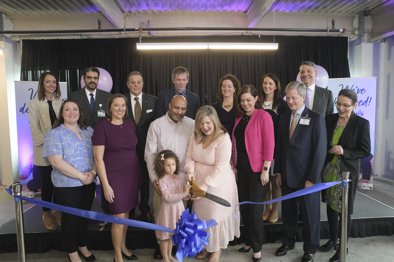 Ribbon Cutting St Luke Allentown Campus Women Babies