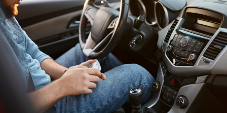 Pa. House Passes Bill Banning Handheld Use Of Cell Phones While Driving 