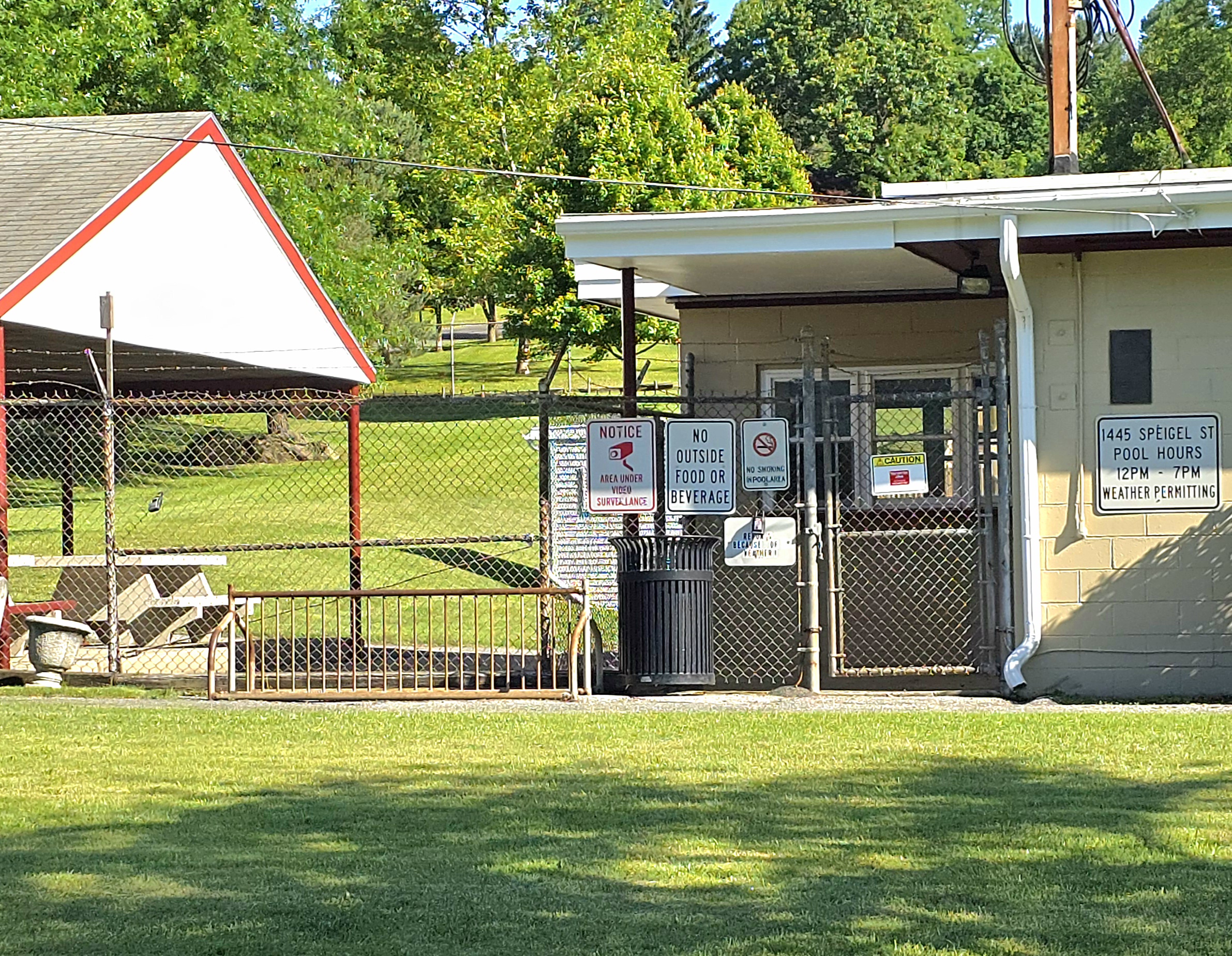 Fountain Hill Pool