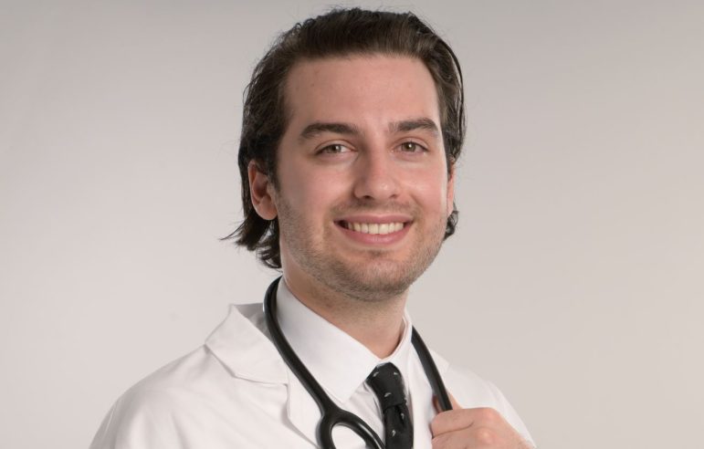 Med Student Daniel Elmi