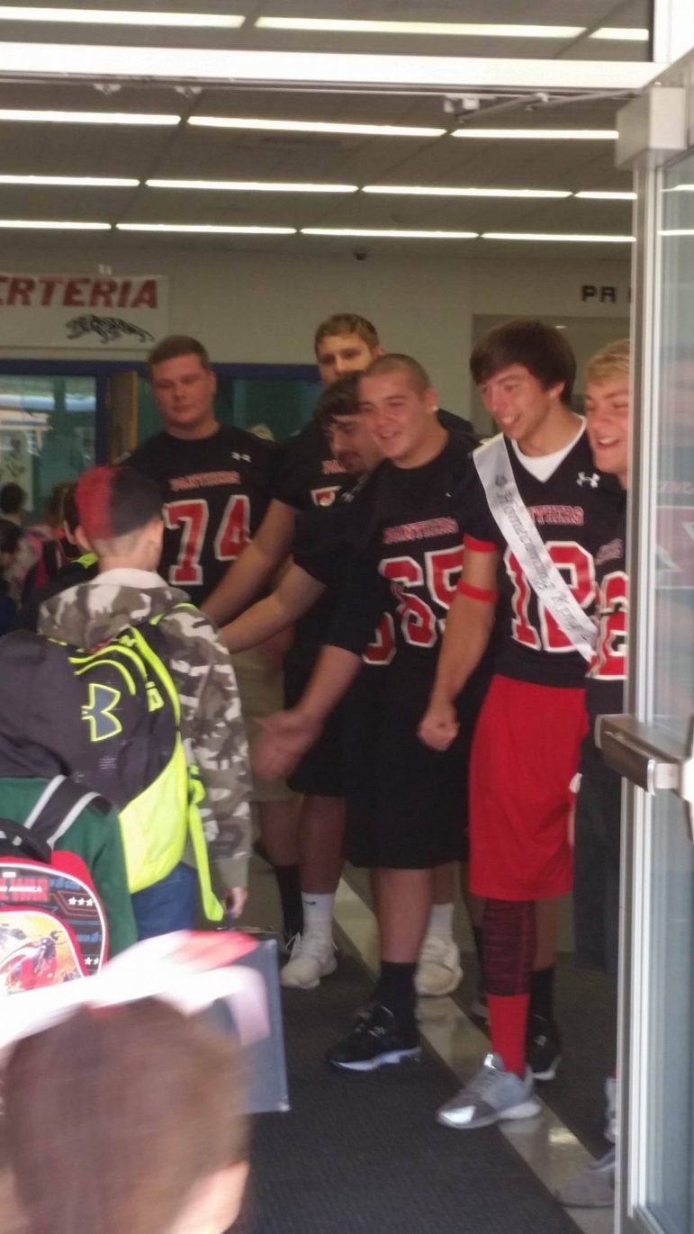 14724021_10155352566953357_1692814586_o