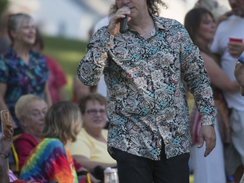 Large Flowerheads Concerts