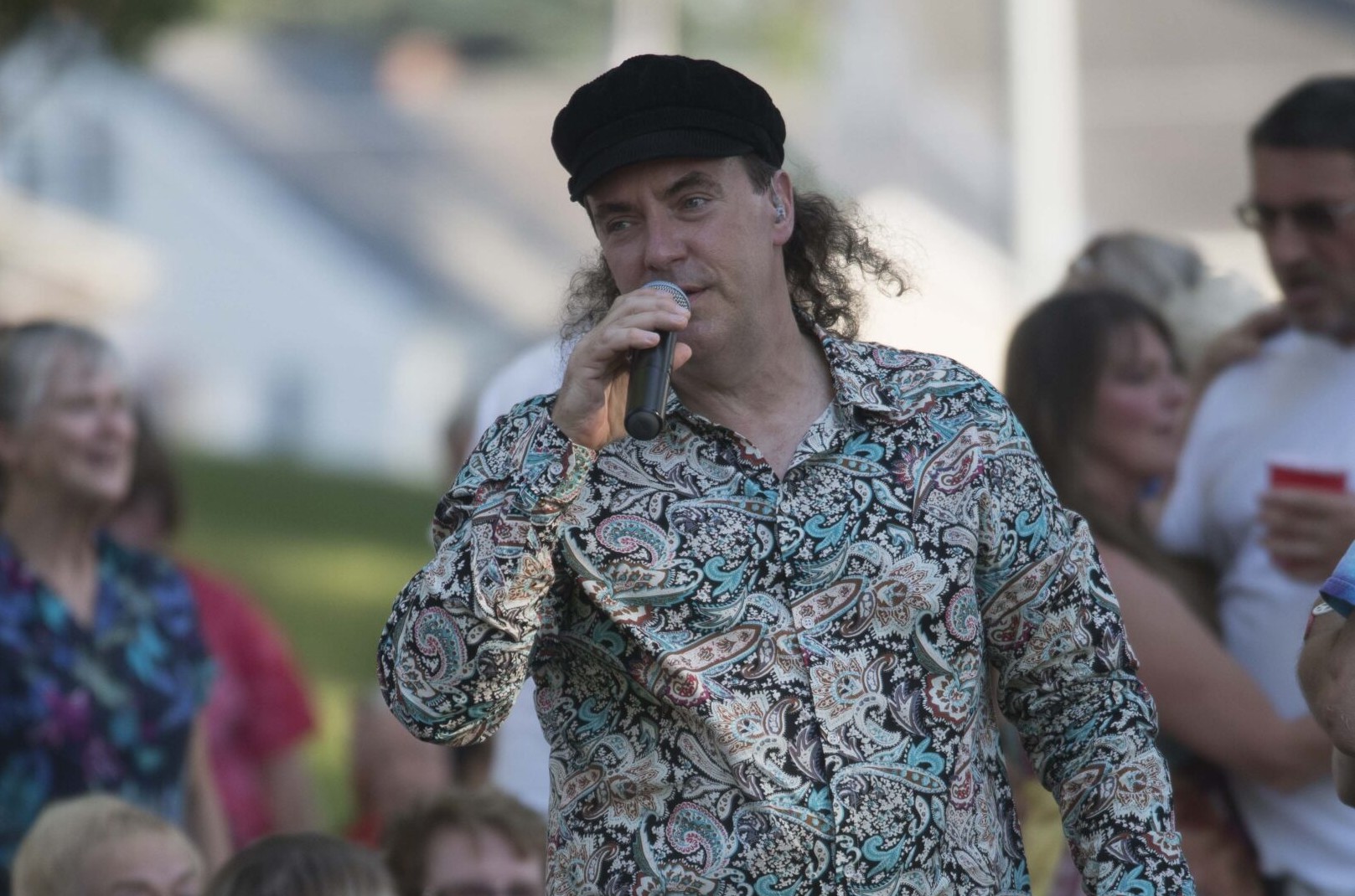 Large Flowerheads Concerts