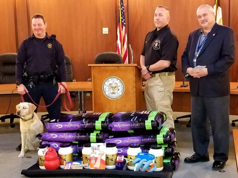Sheepdog Cigar Club Donates Silver K-9
