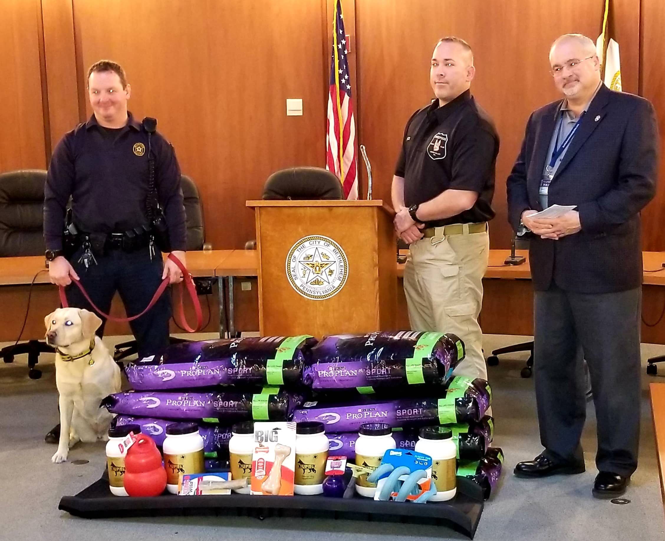 Sheepdog Cigar Club Donates Silver K-9