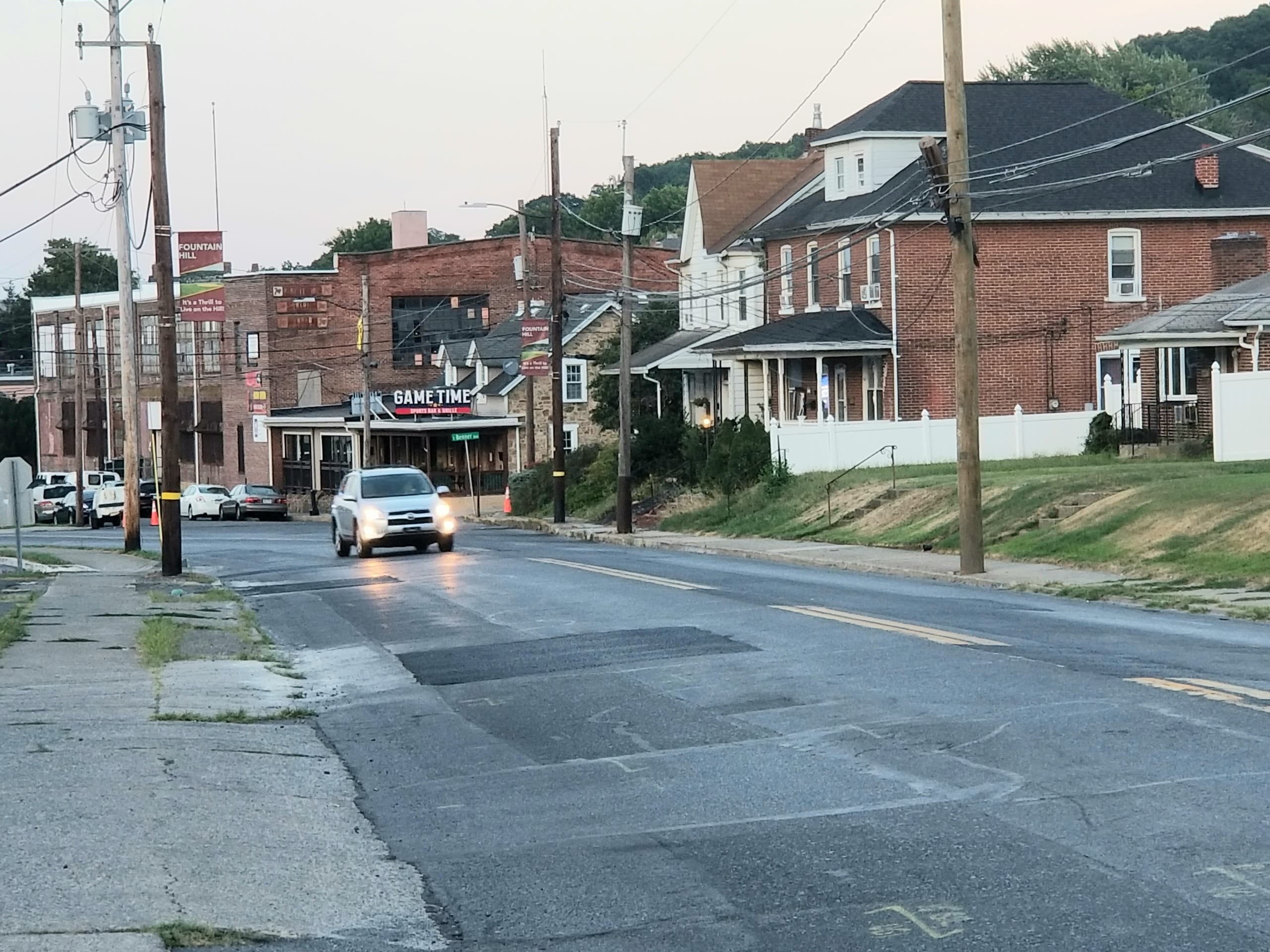 Broadway Fountain Hill