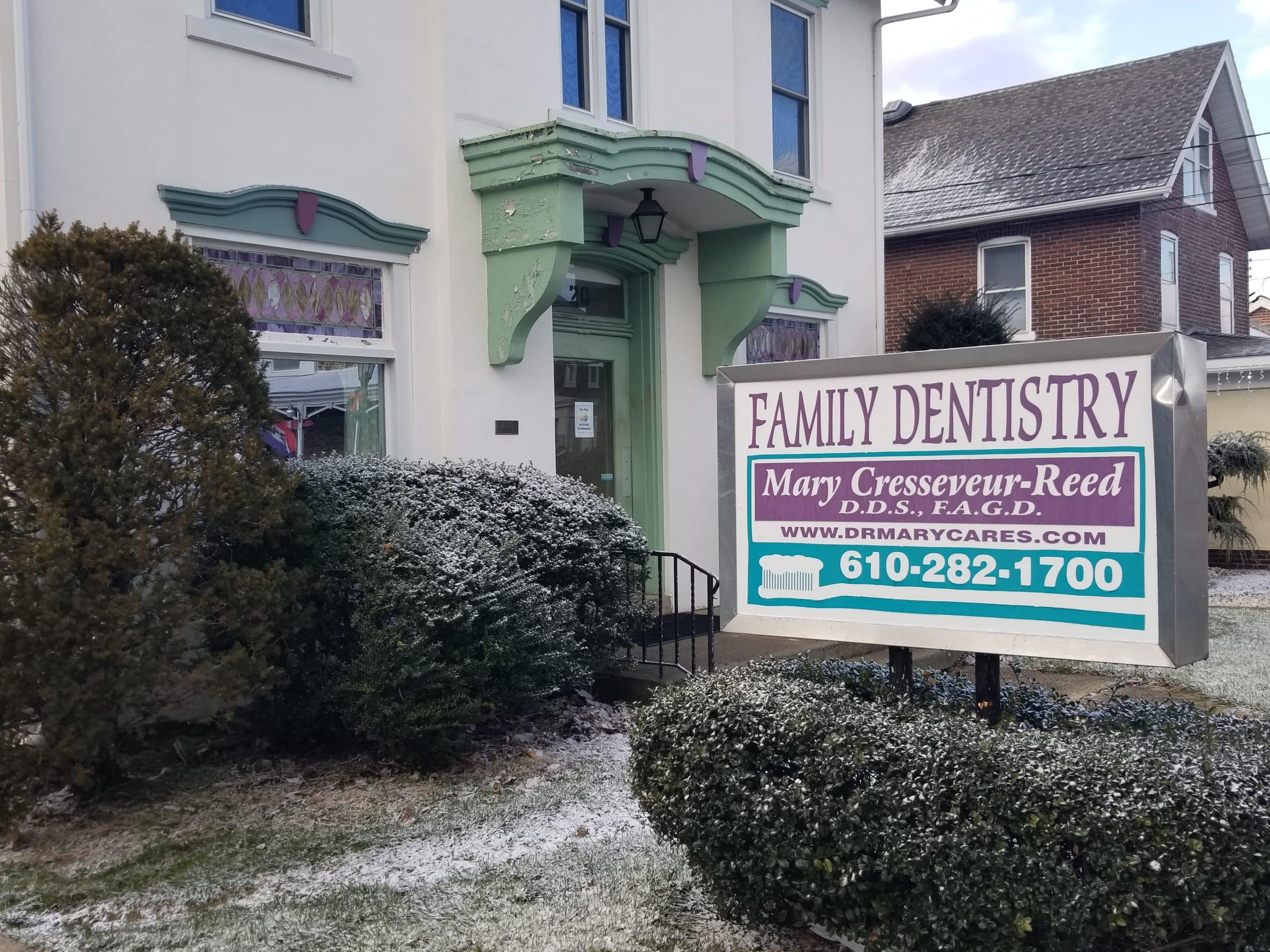 Kyle Ramseur Mary Cresseveur-Reed Dentist