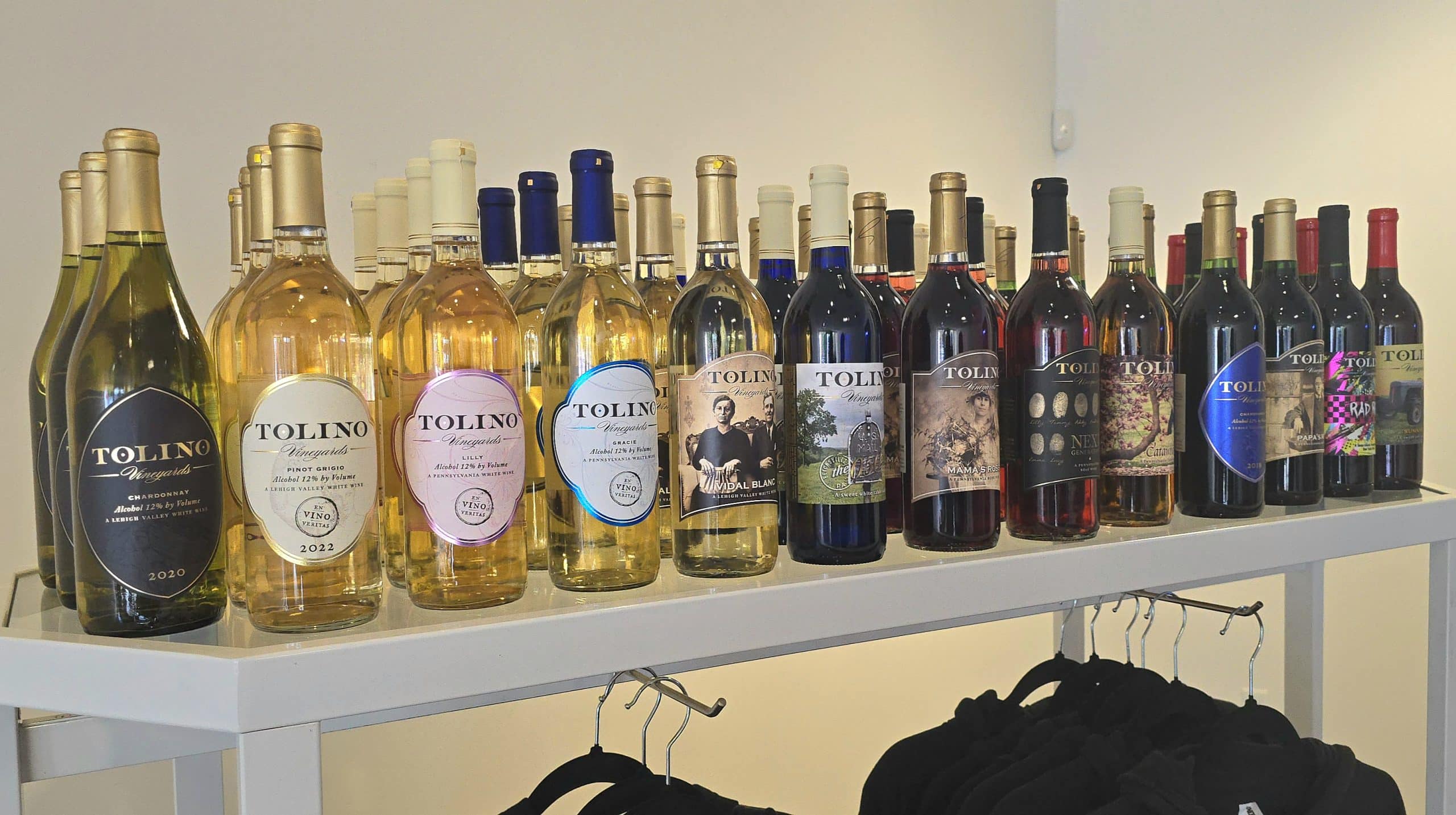 Promenade Pop-Up Downriver Brewing Tolino Vineyards