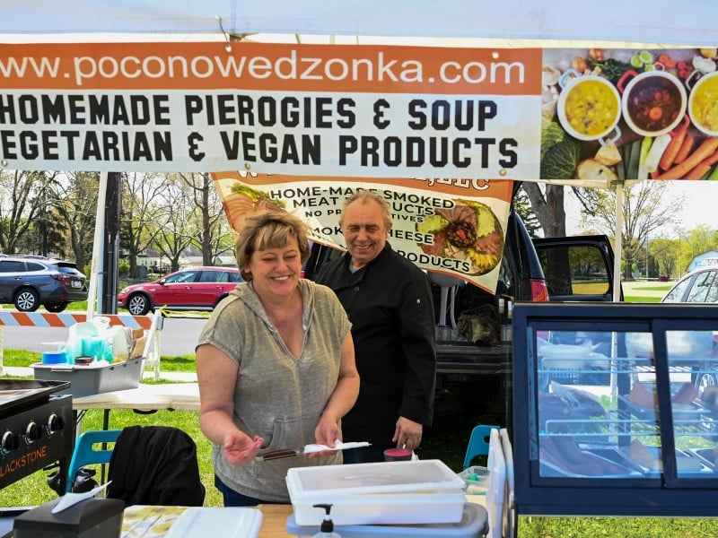 Saucon Valley Farmers Market Wedzonka