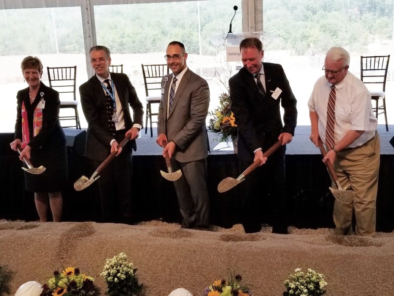 Groundbreaking hospital