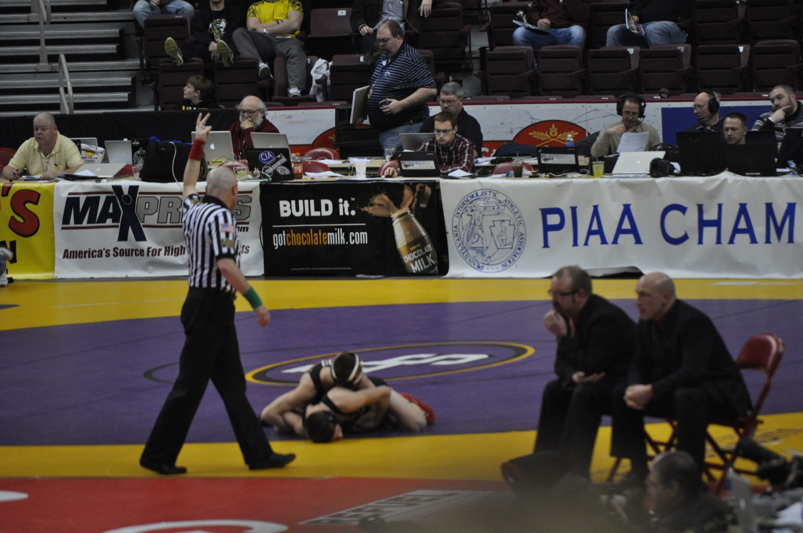 Jack Hill of Saucon Valley gets a takedown on his way to a fifth place finish at states.