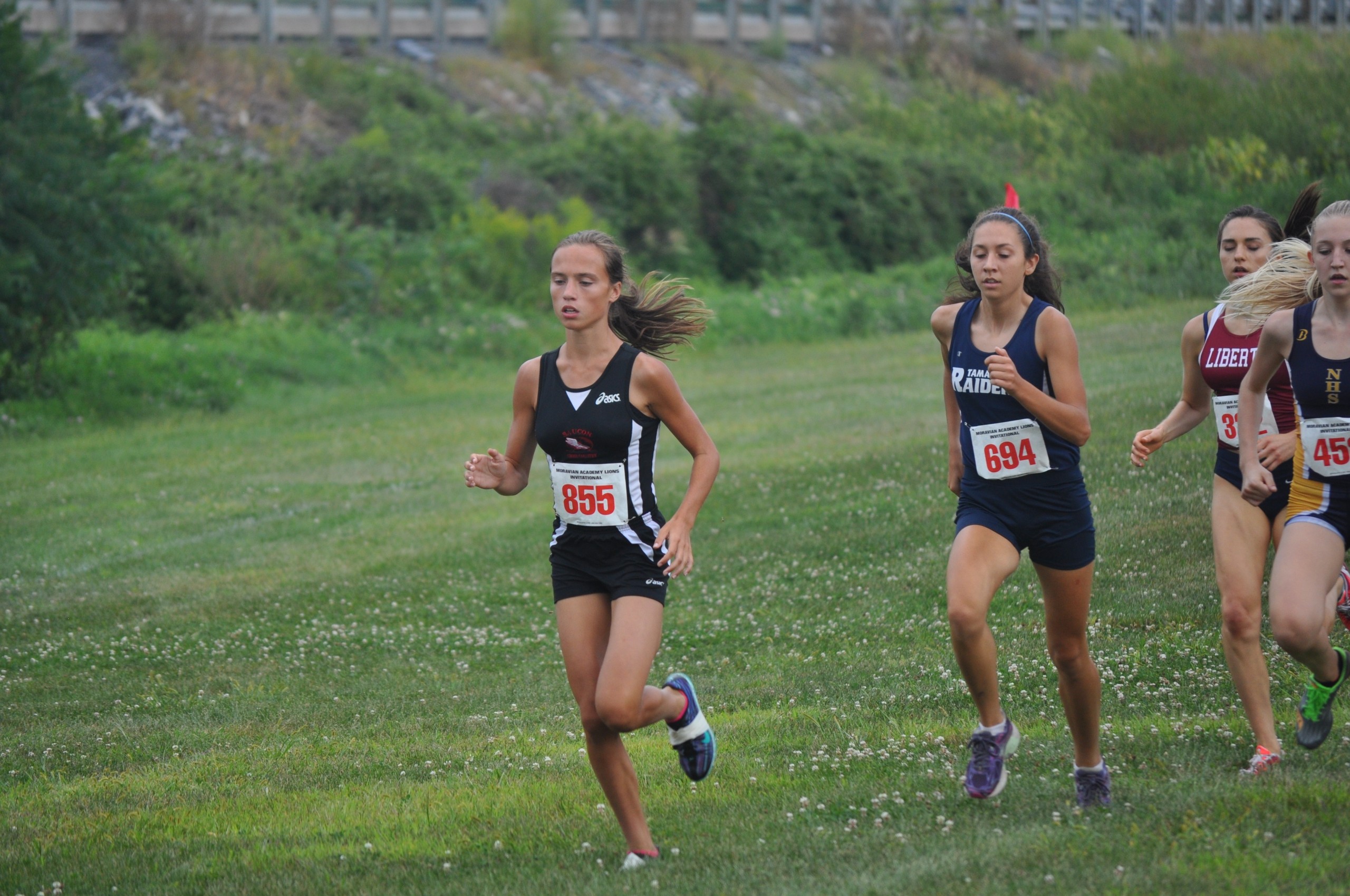 Saucon freshman runner Kiele Riefenstahl leads the pack