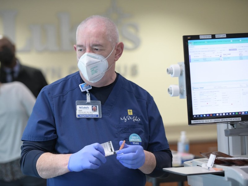 Miranda Nurse COVID Vaccine St. Luke's