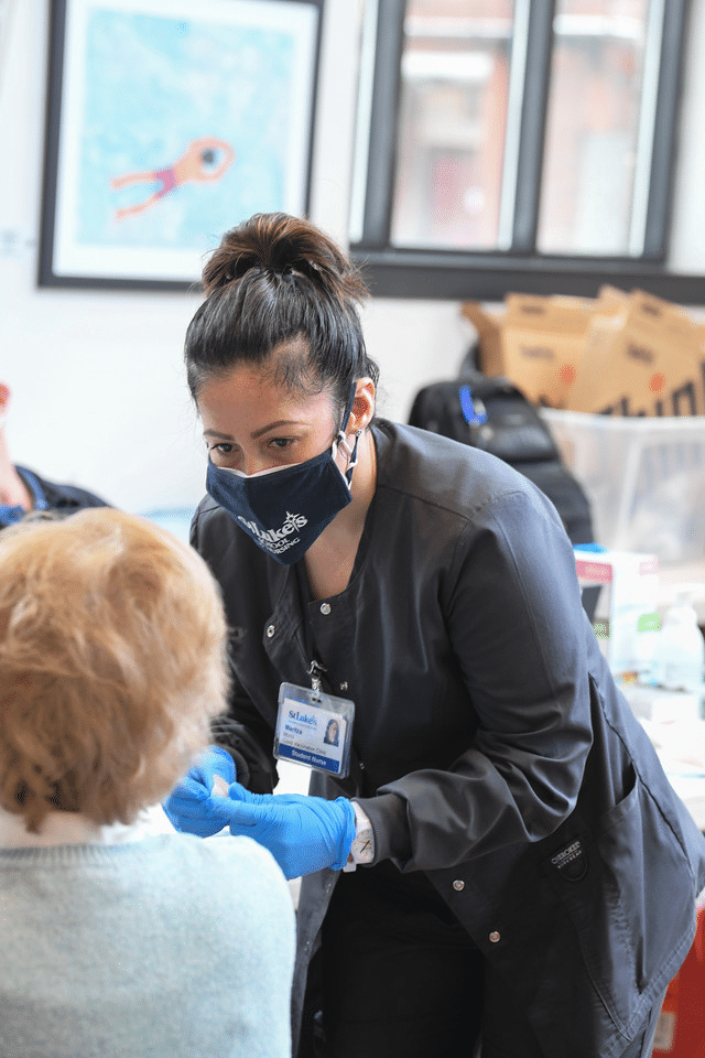 COVID Vaccine Texting Nursing Student Maritza Muniz