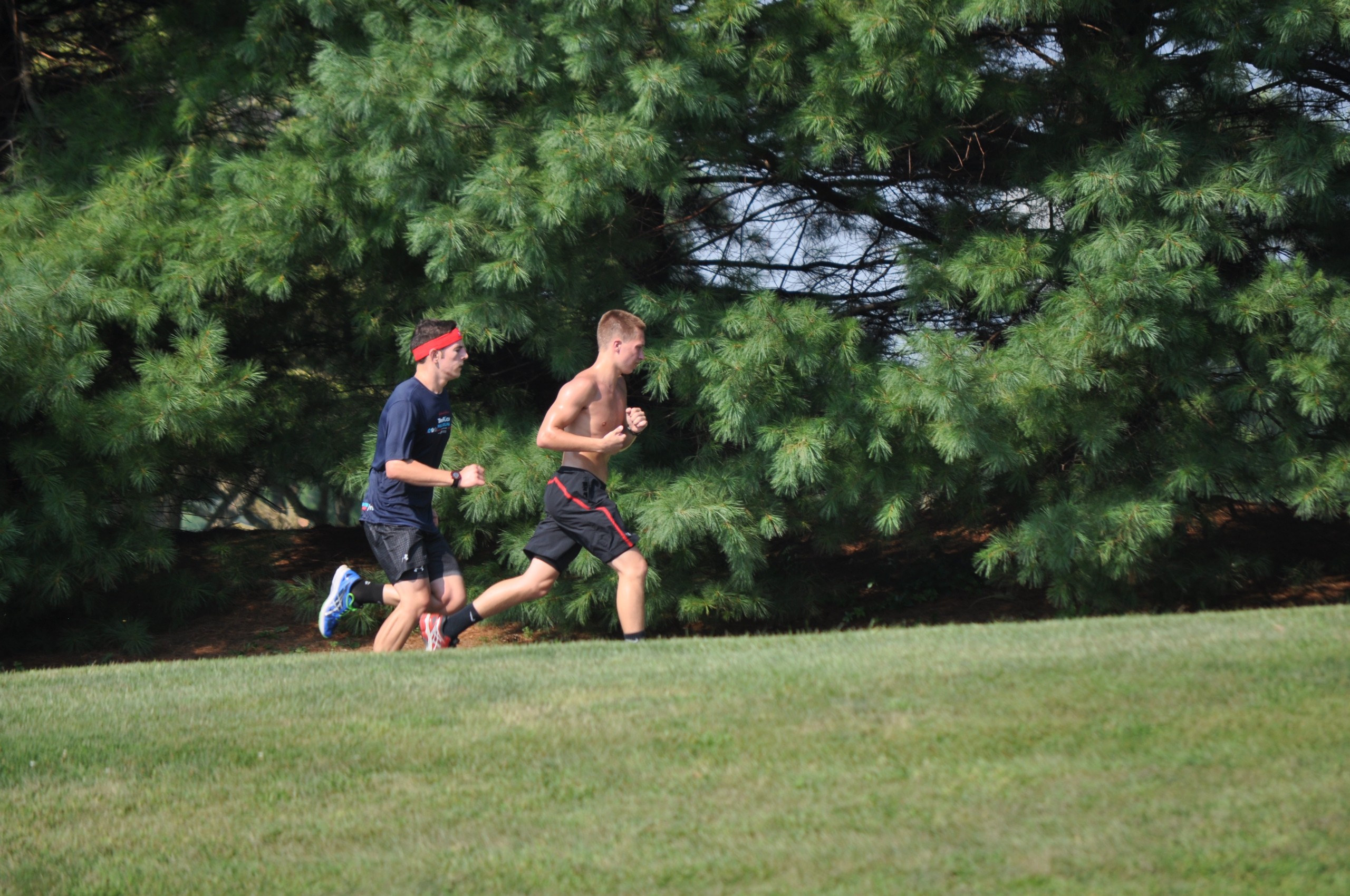 Cross country runners Jaryd Kyra and Sean Fenhoff