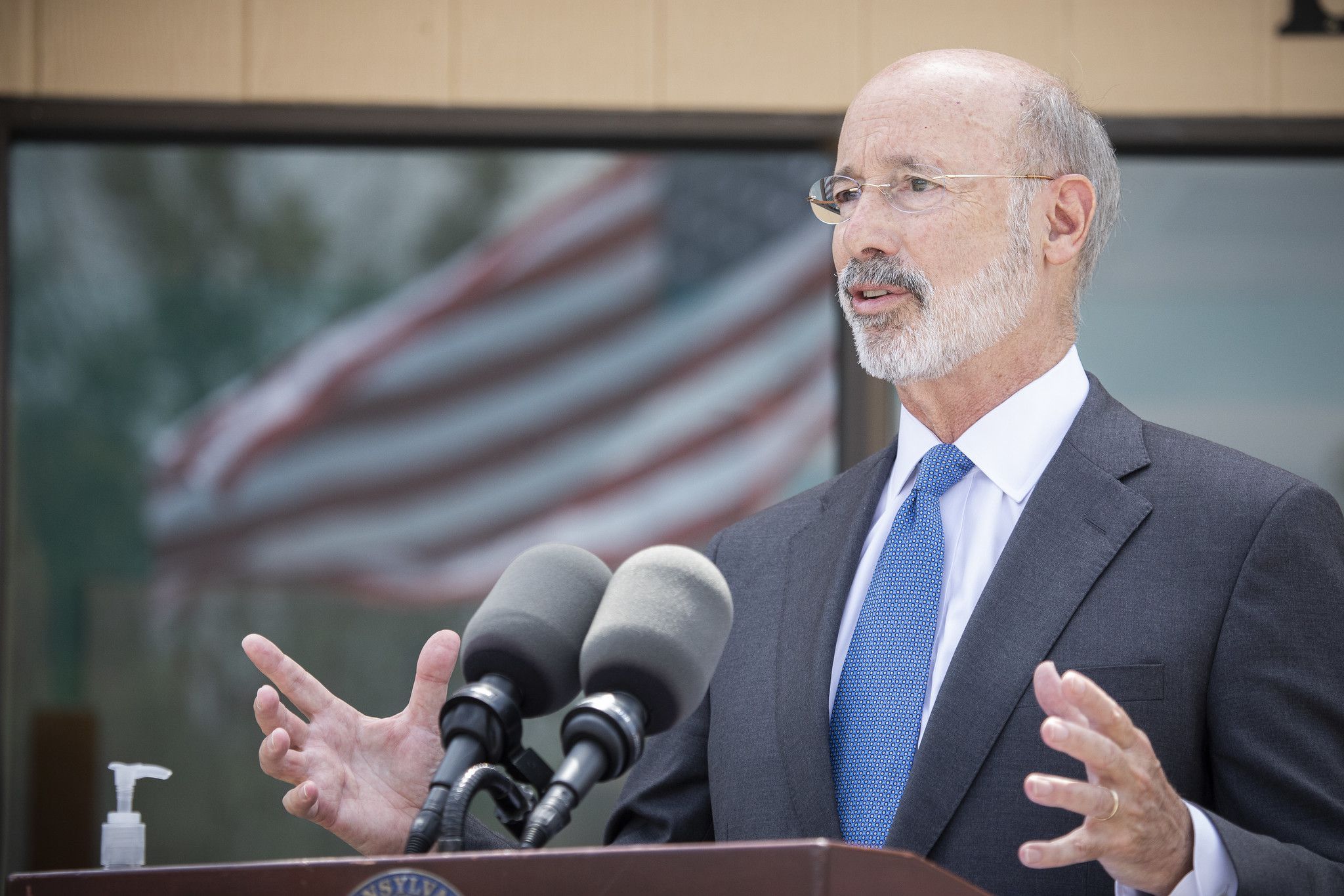 Tom Wolf Trump Aid